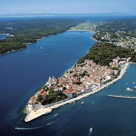 In With Balcony, Air Conditioning, Wifi 87-1 *