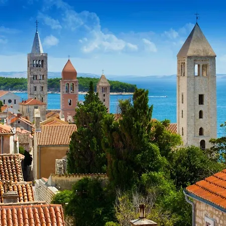 Апартаменты In With Balcony, Air Conditioning, Wifi 87-1 Лопар