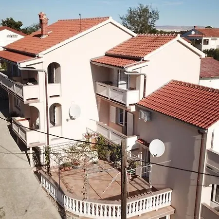 In With Balcony, Air Conditioning, Wifi 87-1